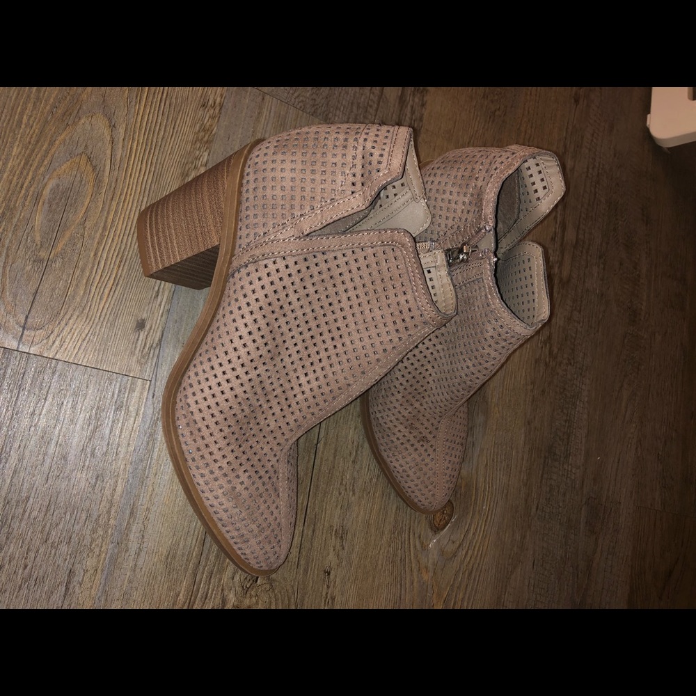 Dolc Vita Heel Booties